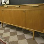 687 8253 Sideboard